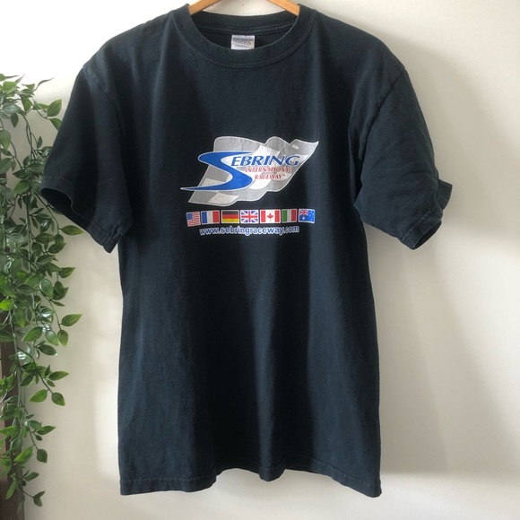 ❌SOLD❌ Racing Graphic T-Shirt - Picture 2 of 3